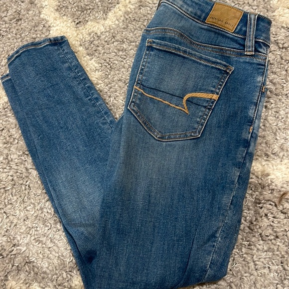 American Eagle Jeans - Picture 1 of 3